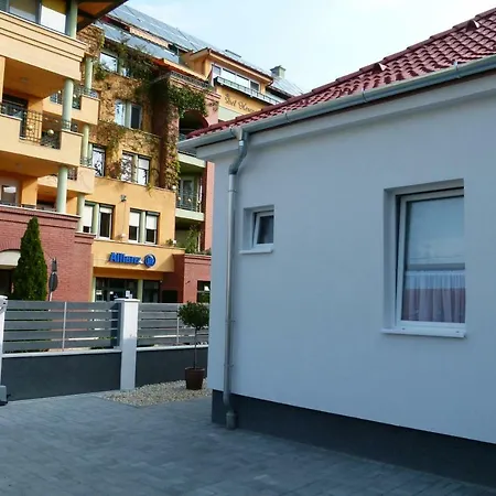 Apartamento Wolf House Zalaegerszeg