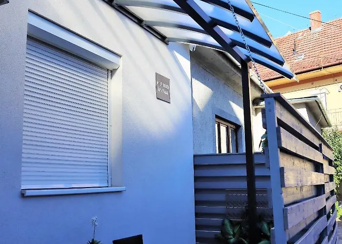 Wolf House Apartament